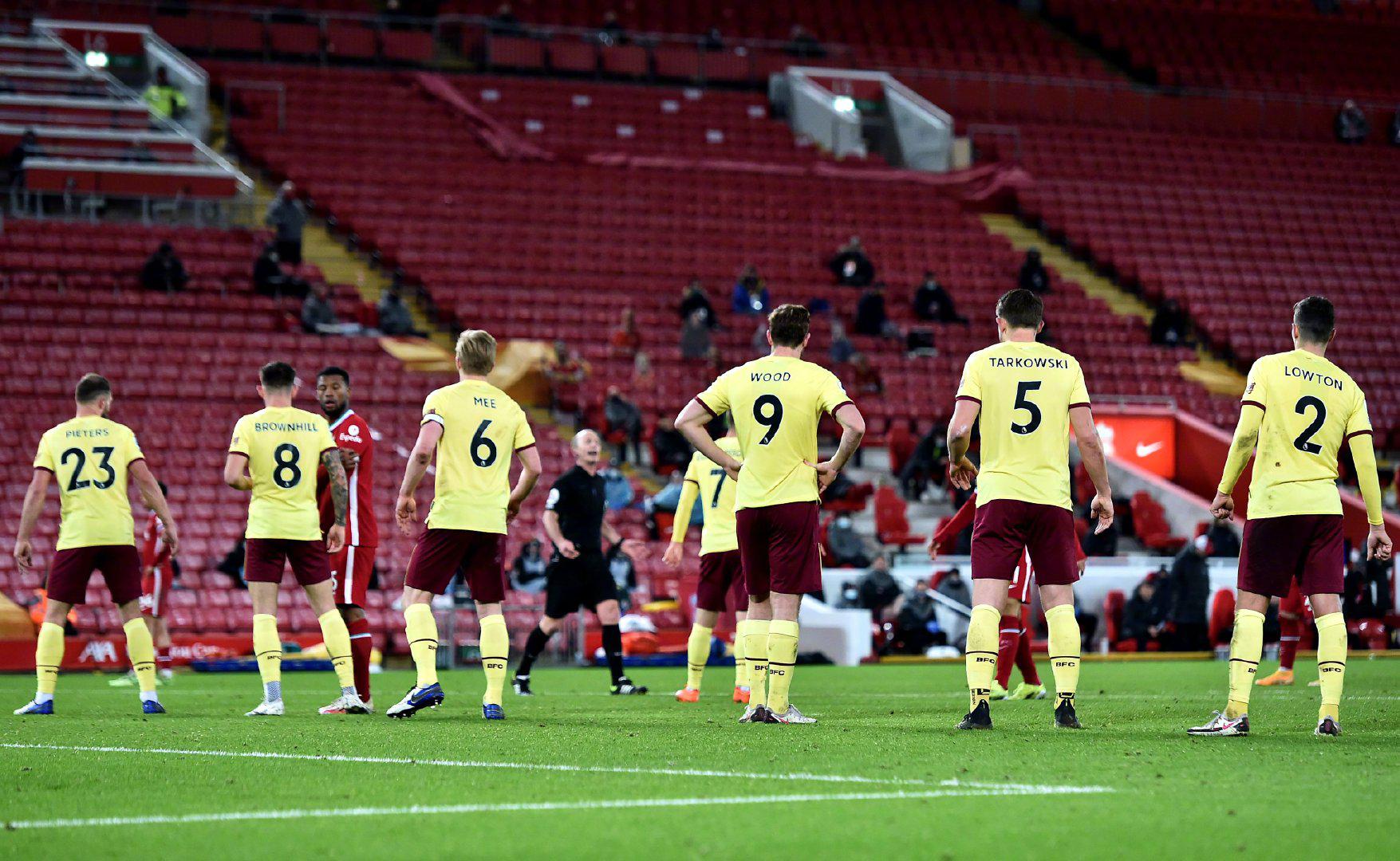 过脚踏实地 过脚踏实地